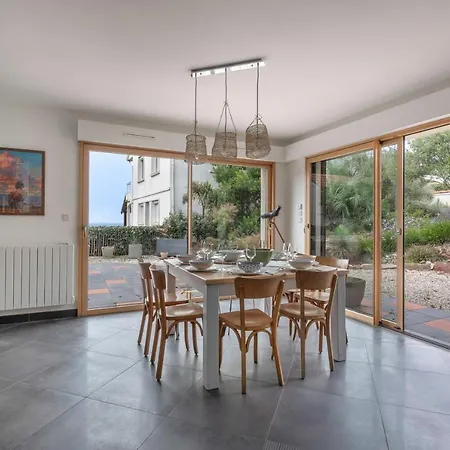 Face Pour 10 Personnes A Vakantiehuis Préfailles