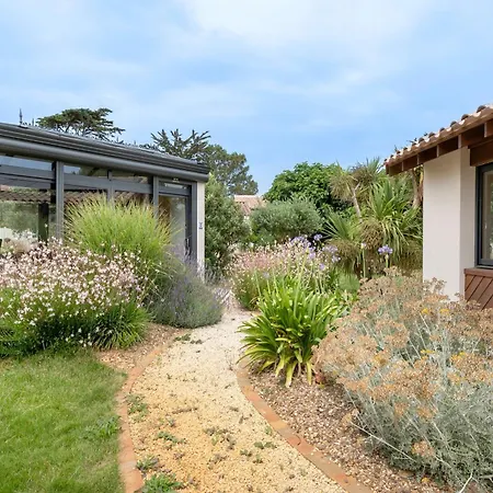 Face Pour 10 Personnes A *