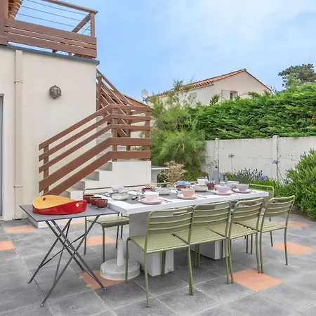 Face Pour 10 Personnes A *
